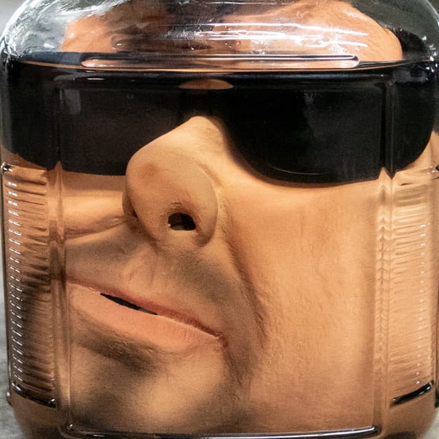 Release Cover Girl Ultra, Chromeo, Empress Of - Tomás