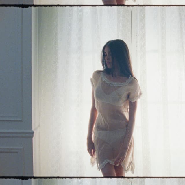 Release Cover Madison Beer - bittersweet