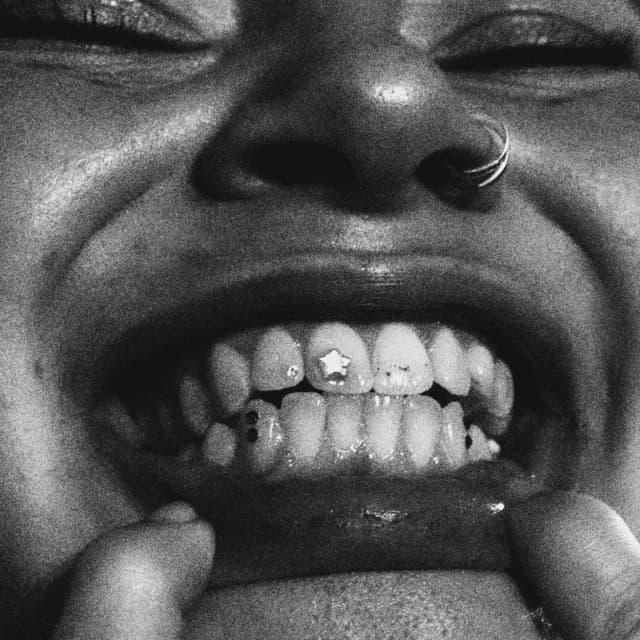 Release Cover Fred again.., Amyl and The Sniffers - you're a star