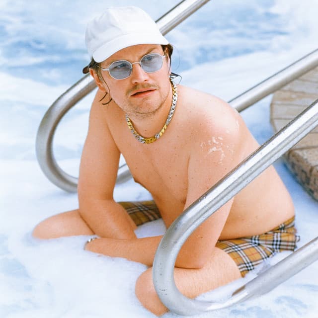 Release Cover Myd - Born a Loser (Deluxe Edition)