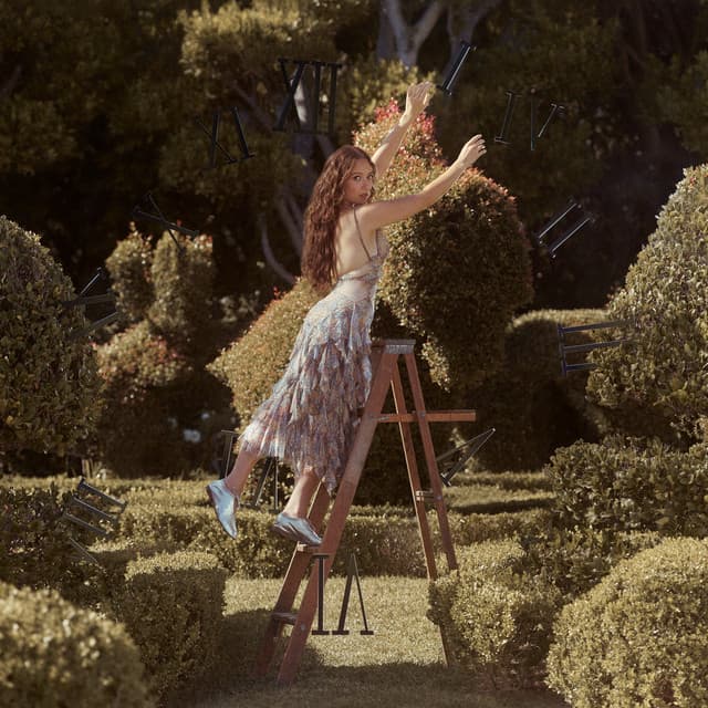 Release Cover Laufey - A Matter of Time: The Final Hour