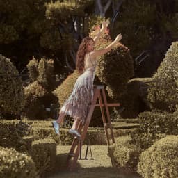 Release Cover Laufey - A Matter of Time: The Final Hour