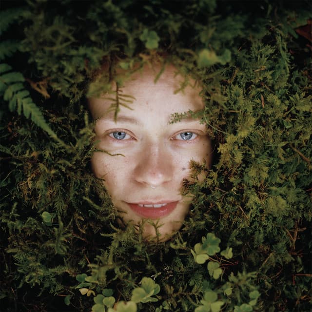 Release Cover Anna B Savage - You & i are Earth
