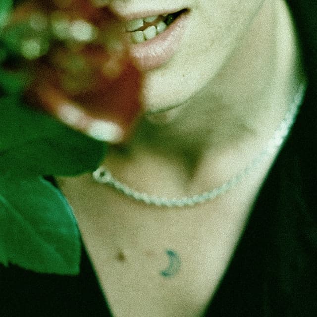 Release Cover Wolf Alice - Don't Delete The Kisses