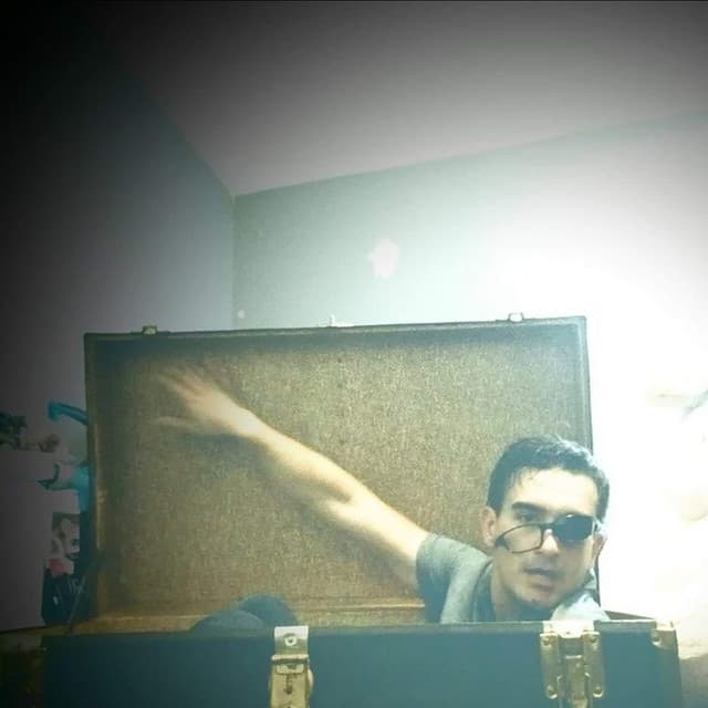 Release Cover TRSH - String Theory