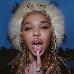 Release Cover FKA twigs - CAPRISONGS