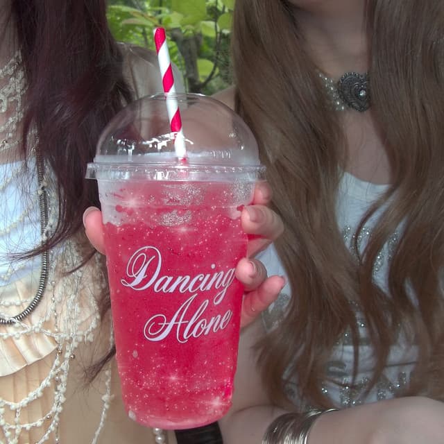 Release Cover KiiiKiii - DANCING ALONE